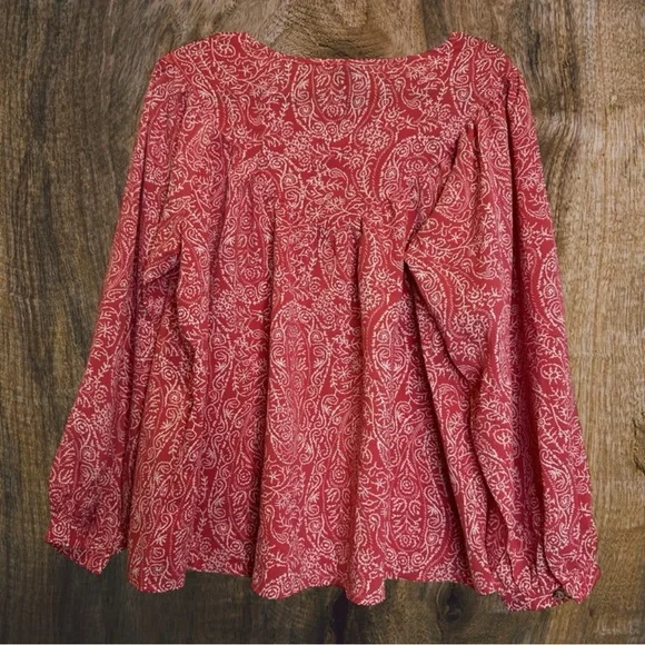 Darla Faux Button Paisley Peasant Style Blouse | Bright Rose - Picture 2 of 5